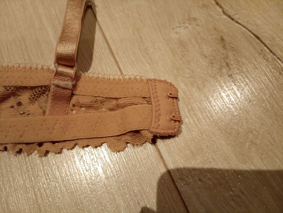 Biustonosz damski 75C
