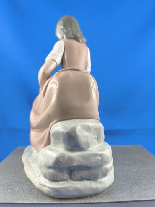 Gęsiarka Nao by Lladro Hiszpania #porcelana #ozdoba  #dekoracja