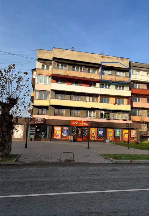 Продається 2 кімнатна квартира в центрі