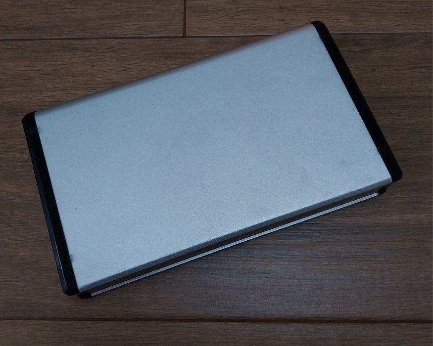 Caixa da Canyon para discos externos IDE