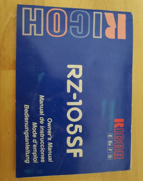 Máquina Fotográfica Ricoh RZ-105SF