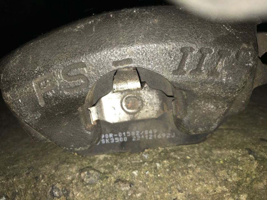 Гальмівний механізм -супорт,Volkswagen Caddy 2004-2015