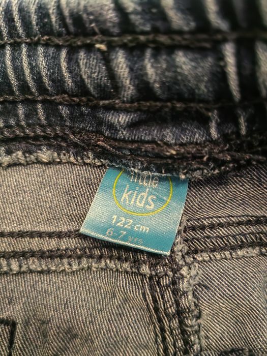 Spodnie jeansowe 122