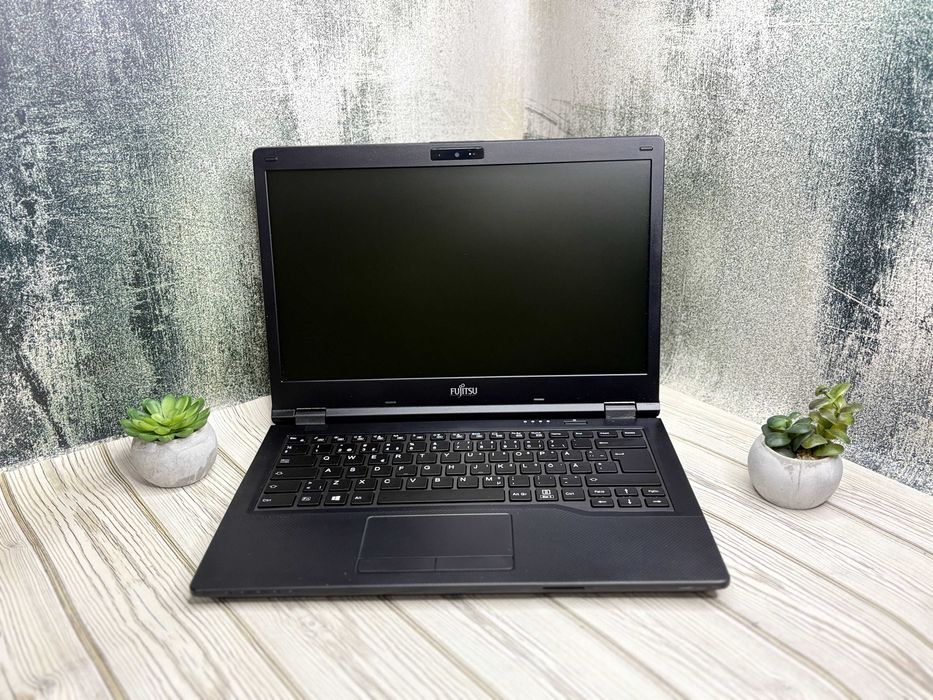 Fujitsu LifeBook E449 14\i3-7020U\8GB\SSD256GB\2020рік\Type-c\ГАРАНТІЯ