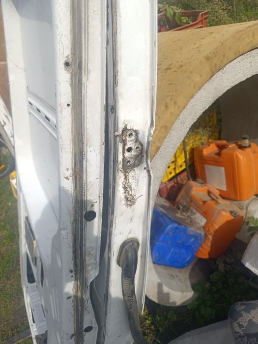 Задні двері спрінтер 519 CDI