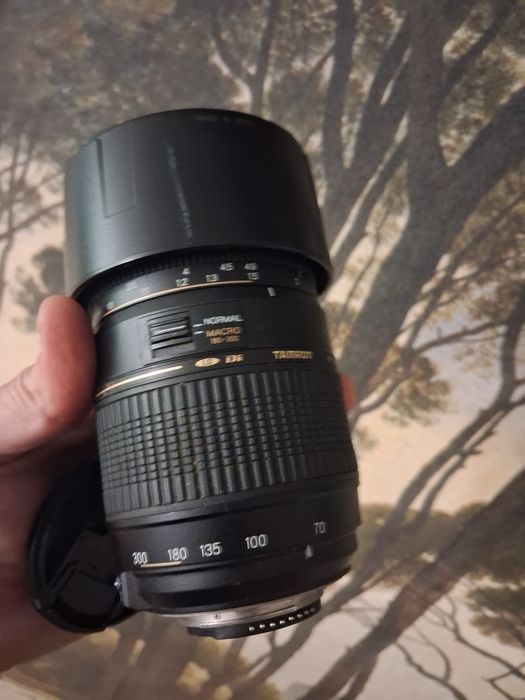 Цифровой фотоаппарат Nikon D3200+ Tamron AF 70-300 Tele-macro