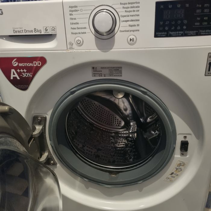 Maquina lavar Roupa LG 8kg A+++