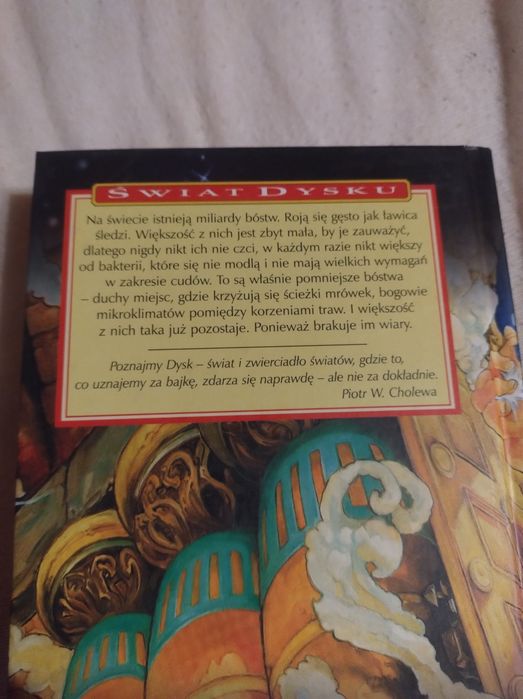 Terry Pratchett - Pomniejsze bóstwa