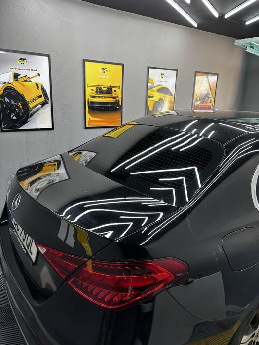 Película solar automotiva