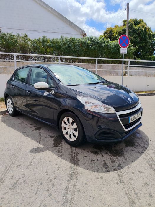 Peugeot 208 1.2