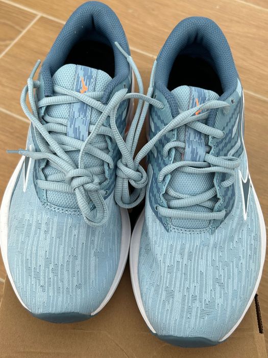 Ténis running mínimo 38,5 novos