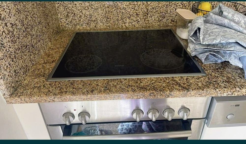 Fogão com placa de indução
