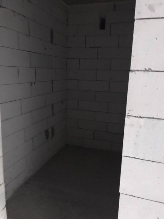 1кімнатна квартира зданий будинок