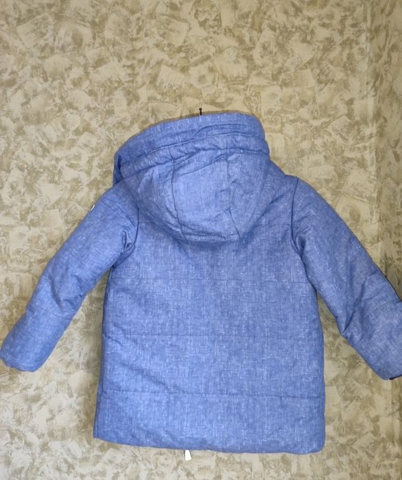 Продам куртку на мальчика