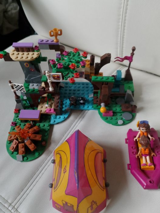 LEGO friends spływ pontonem