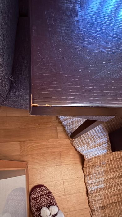 Mesa de madeira maciça extensível