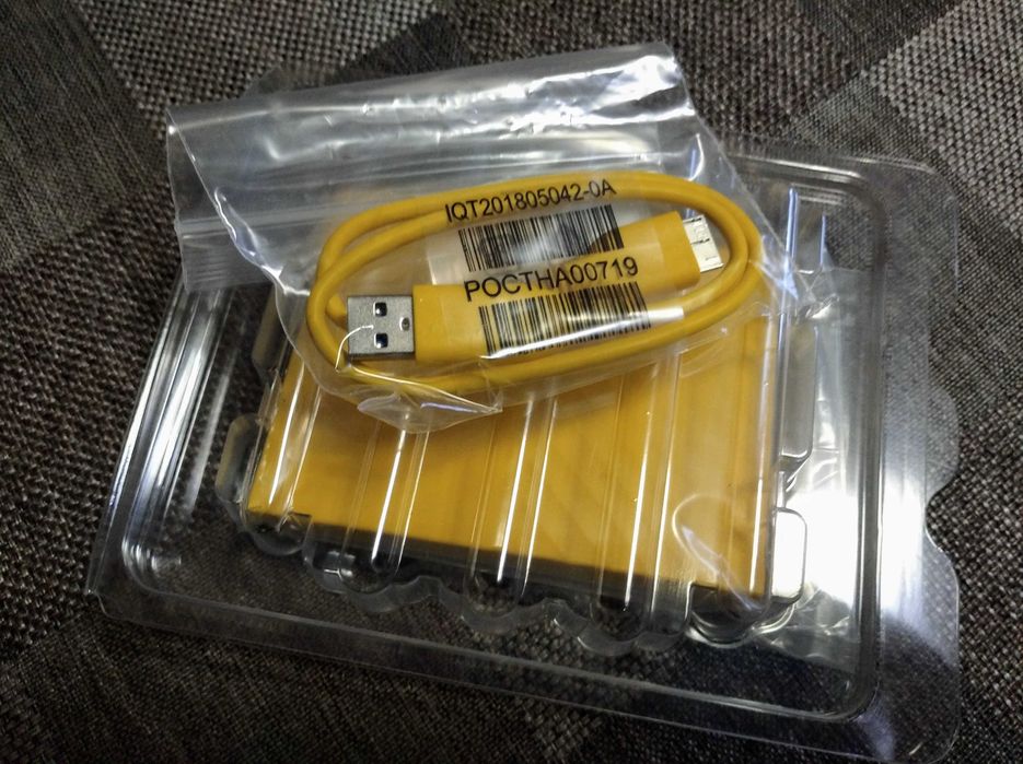 Зовнішній жорсткий диск WD My Passport 2TB USB 3.0 (новий)