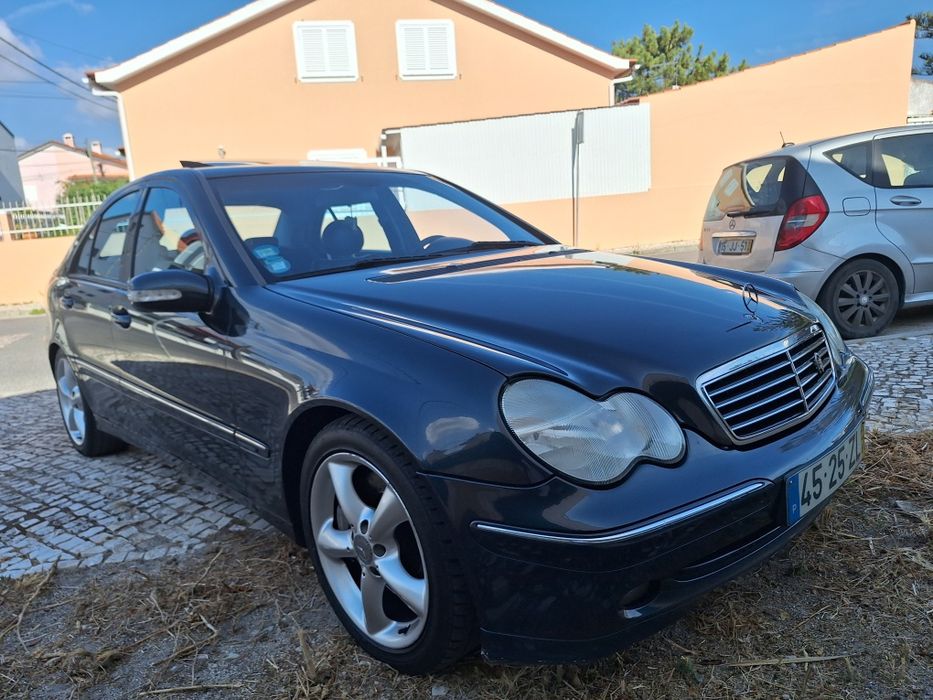 Mercedes-Benz C 220 — fotografia 4