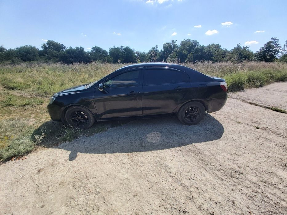Geely Emgrand 7 (EC7)  Джили Эмгранд