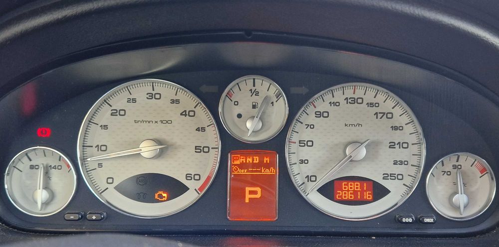 PEUGEOT 607 - OPORTUNIDADE