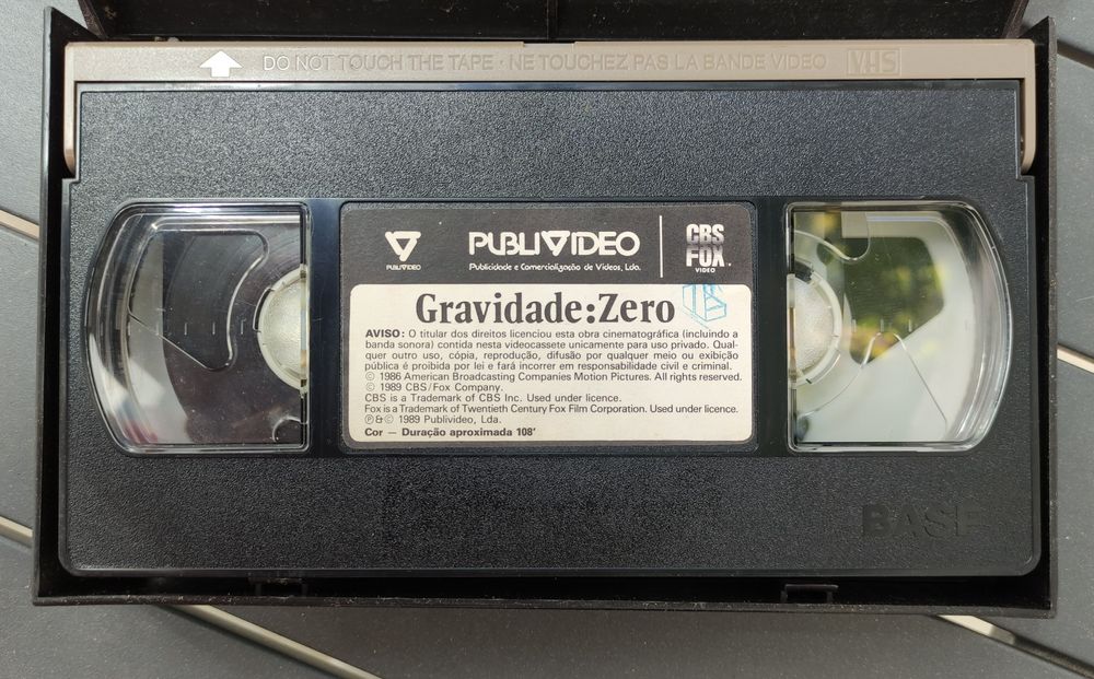 Filme VHS "Gravidade: Zero"