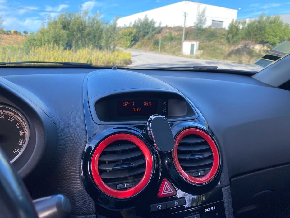 Opel Corsa D Black Edition 1.3