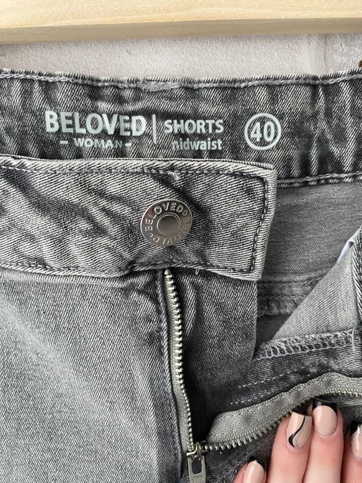 Szare jeansowe bermudy L – mid waist, przed kolano