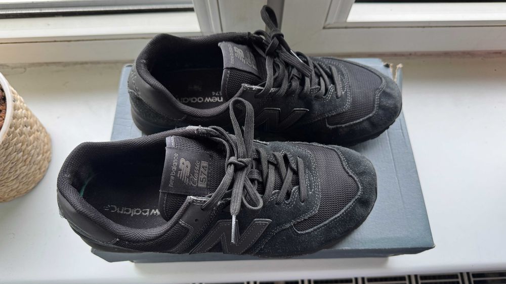 Buty New Balance ML574EVE - czarne 45