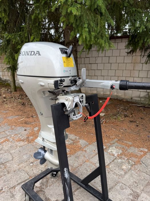 Silnik zaburtowy Honda BF20 stopa S