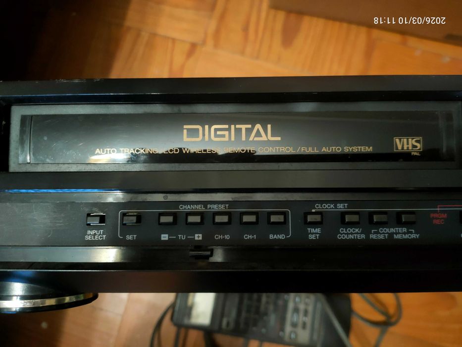 Leitor VHS AIWA c/ comando