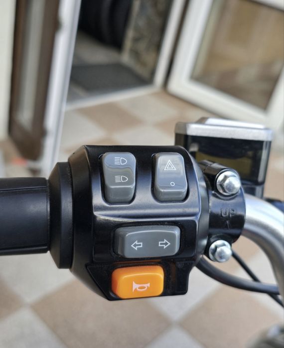 Електро-мотоцикл FORTE V15