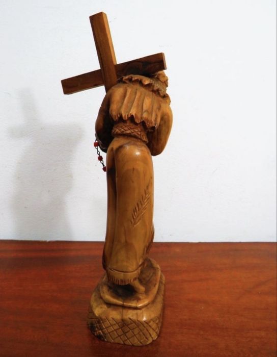 Nosso Senhor dos Passos em madeira.