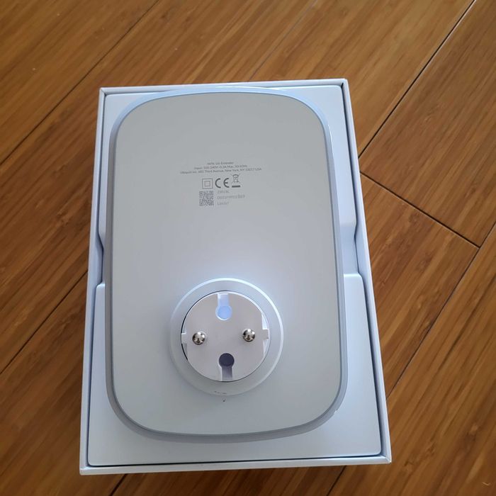 Ubiquiti Unifi U6-Extender