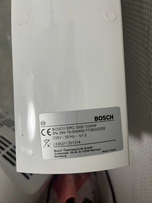 Irradiador elétrico parede BOSCH 1000W (como novo)