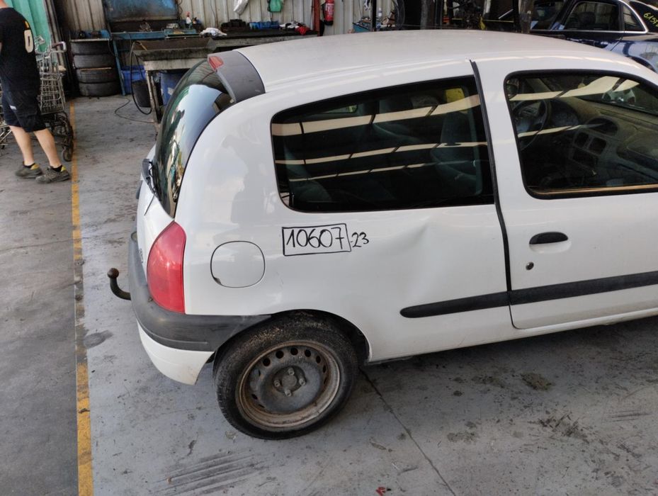 Radiador De Água Renault Clio Ii Fase I Bcb0