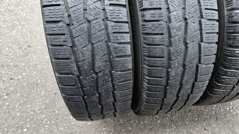 Opony zimowe  215.65.16 C Michelin