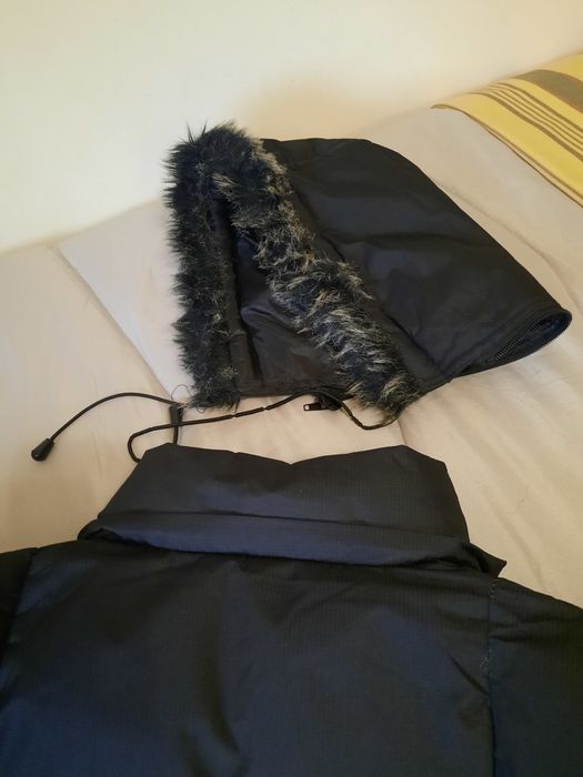 Vendo Kispo acolchoado preto novo por apenas 6 euros