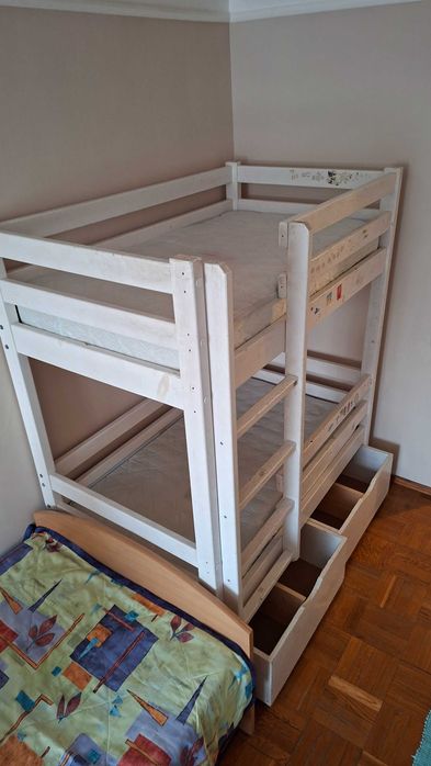 Ліжко дитяче двухярусне, кровать біла з матрацами, дерево
