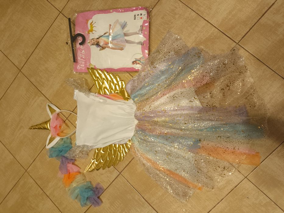 JAK NOWY strój karnawałowy Unicorn jednorożec r.M  122/128 przebranie