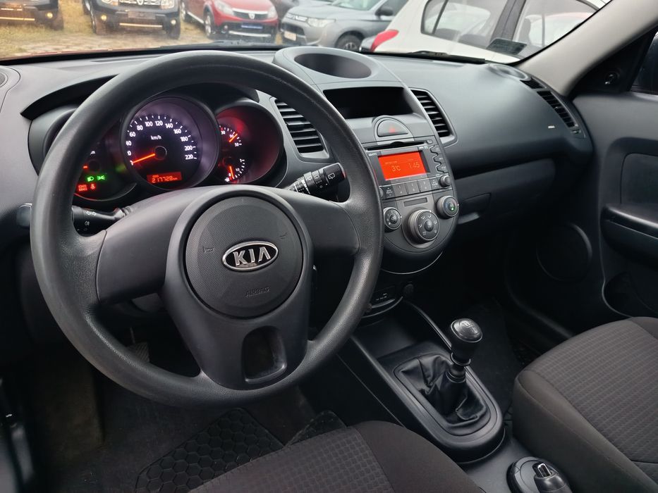 Kia Soul 1.6 CRDi 2010 ekonomiczne wyższe autko możliwość zamiany