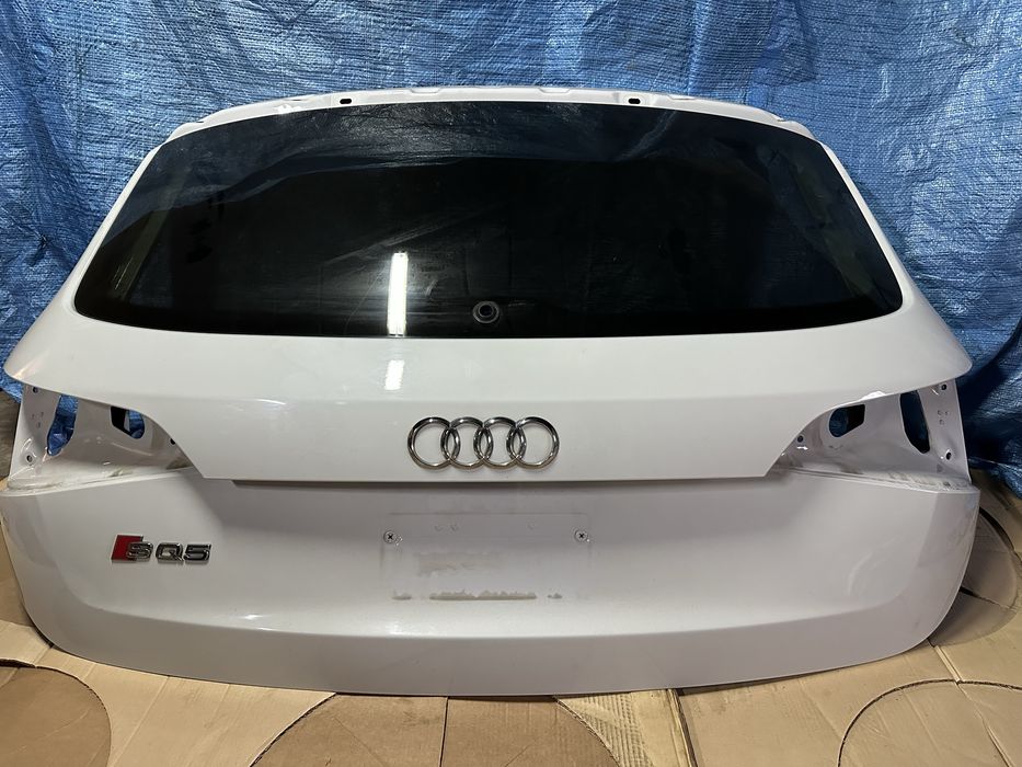 Klapa bagażnika Audi Q5 SQ5 8R LS9R