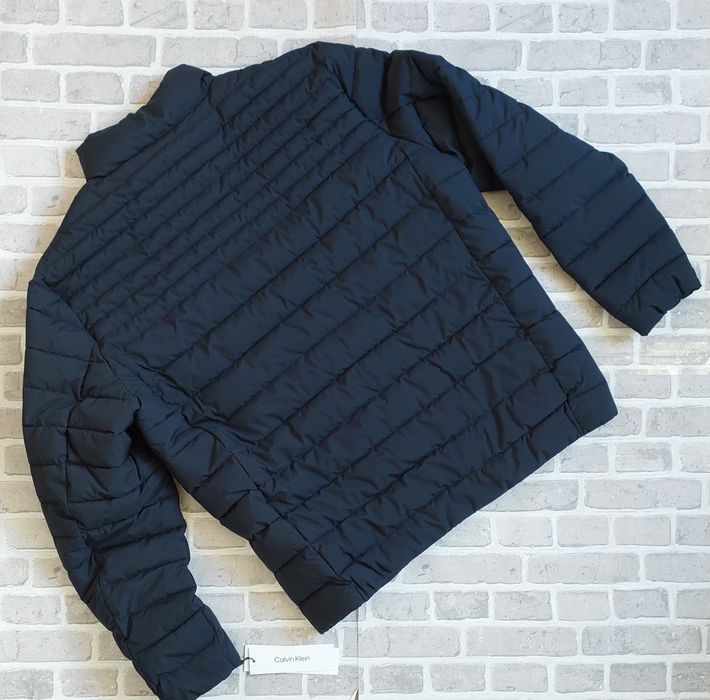 куртка курточка Calvin Klein  L