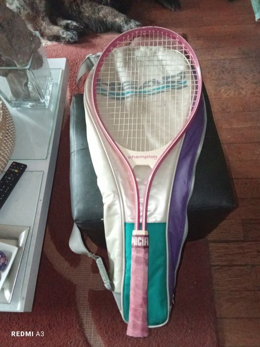 Raquete tênis em excelente estado