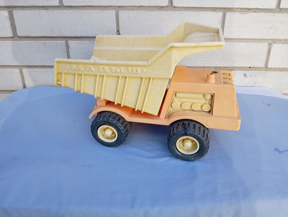 Продам радянські советские игрушки іграшки машинки