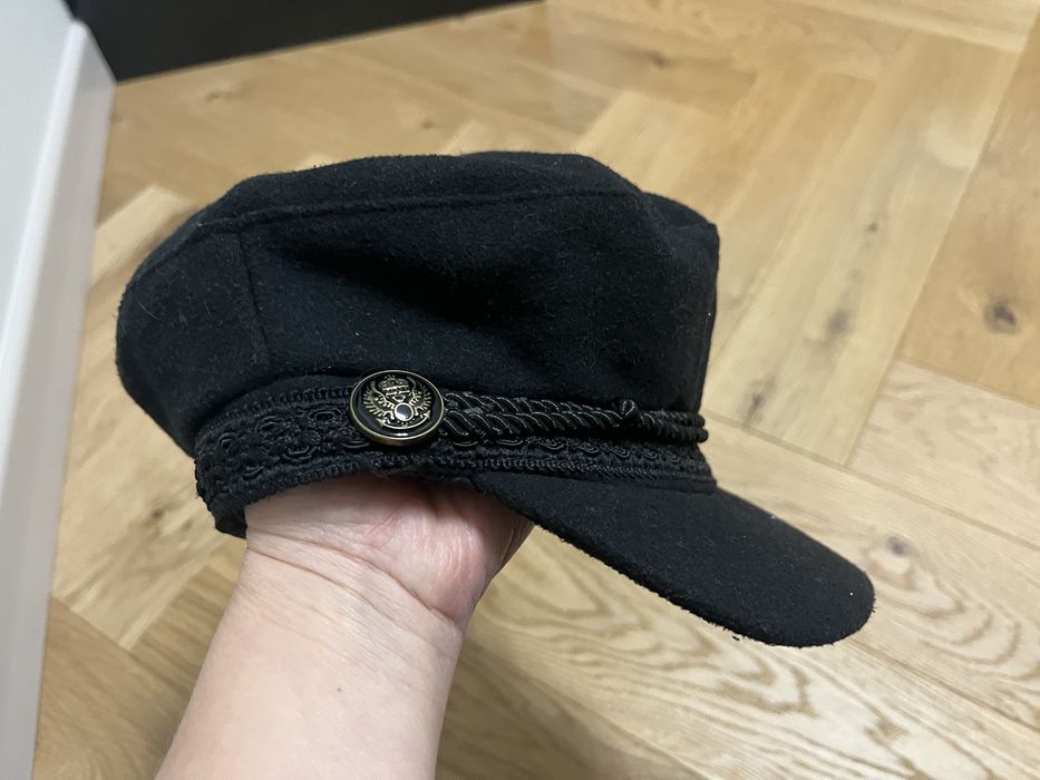 Kaszkiet - maciejówka damska czapka z daszkiem