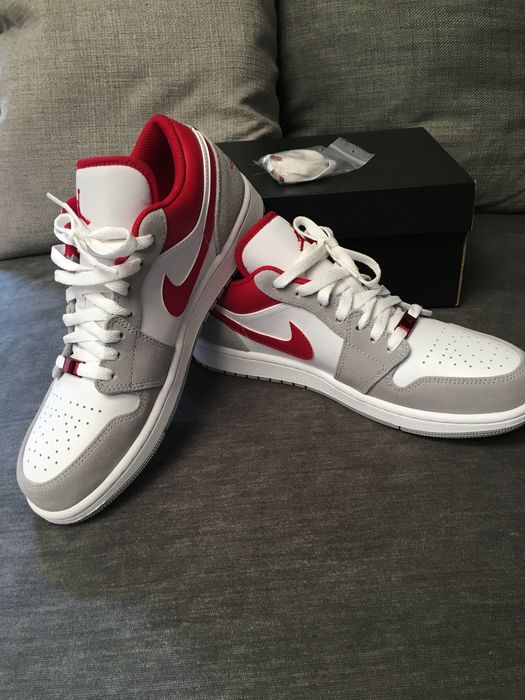 Air Jordan 1 Low SE Smoke Grey