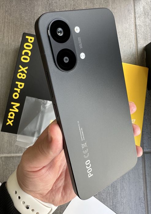 Poco X8 Pro max 12/256 black and white