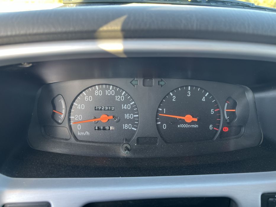 Mitaibishi l200 strakar