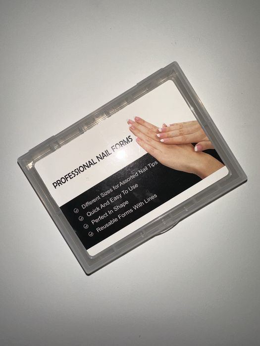 Dual form do paznokci migdał