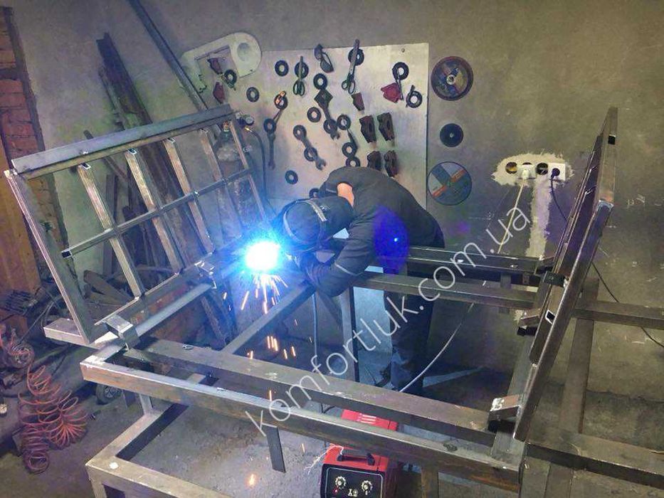 Напольный канализационный ревизионный люк скрытого монтажа в подвал